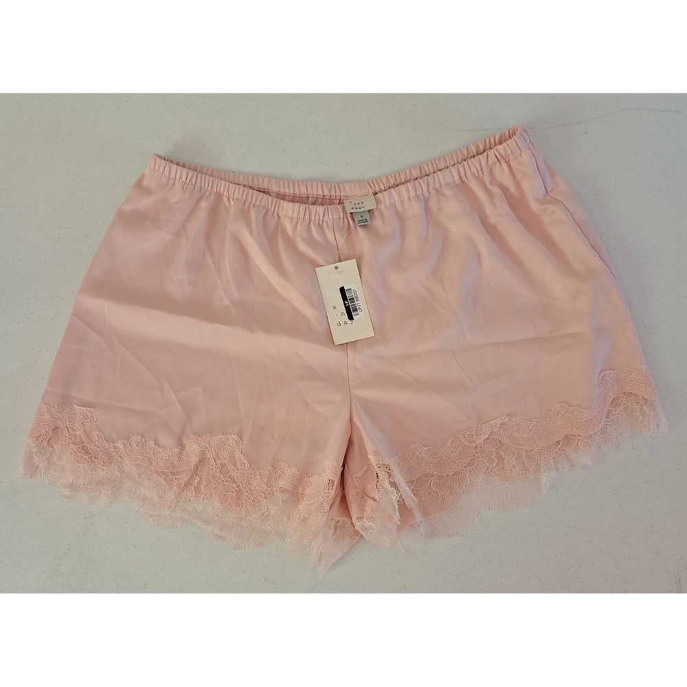 A‎ New Day Sleep Shorts Womens Large Pink NEW Lace Trim Satin 1052-176-B45